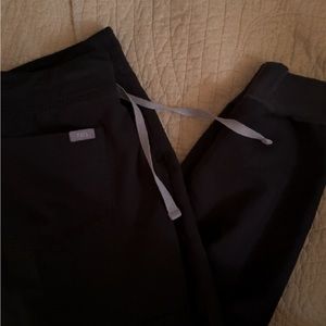 XS petite joggers